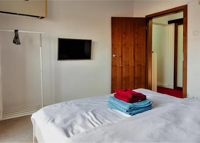 Parliament Marriott Unirii Square 5 Bedrooms Luxury Apartment Old Town